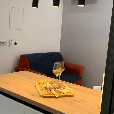 In Porec/istrien 9901 Apartment *