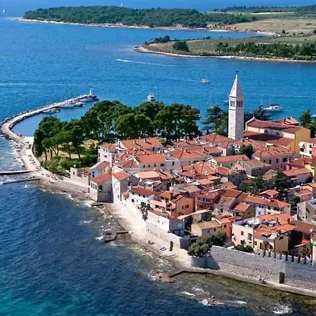 In Porec/istrien 9901 * Porec
