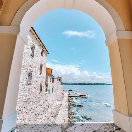 In Porec/istrien 9901 *